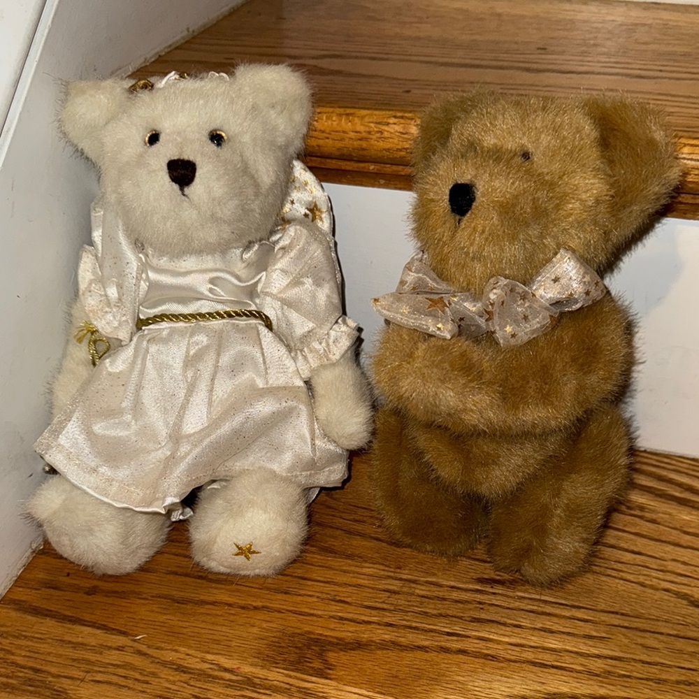 Adorable Angel Boyd’s Bear and Praying Hope Boyd’s Bear